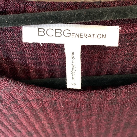 BCBG tunic top with black sheer bottom in size XS. Pretty sleeves! GUC. - Picture 2 of 7